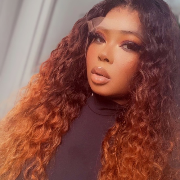 Gorgeous Custom Glue-less water wave Wig 26inches for sale. - Picture 4 of 10